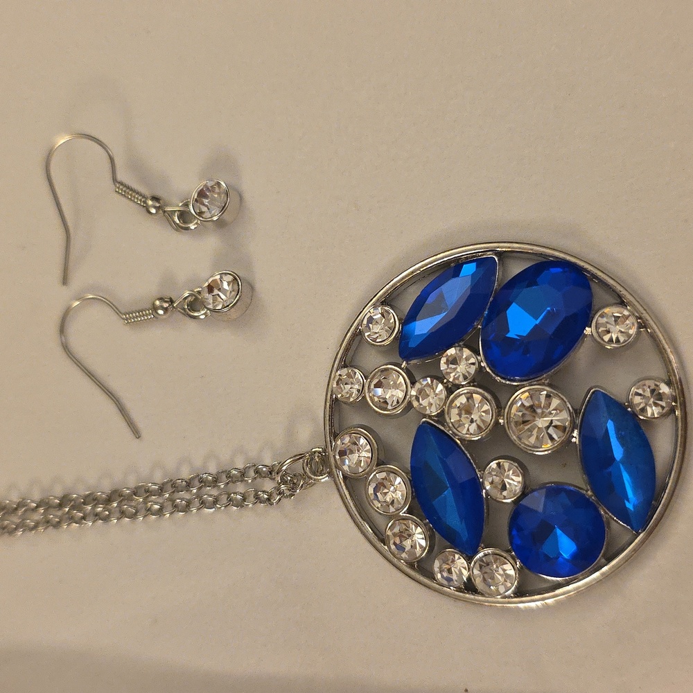 Extra Long BLING DISC JEWELRY SET PRELOVED Mixed Alloys